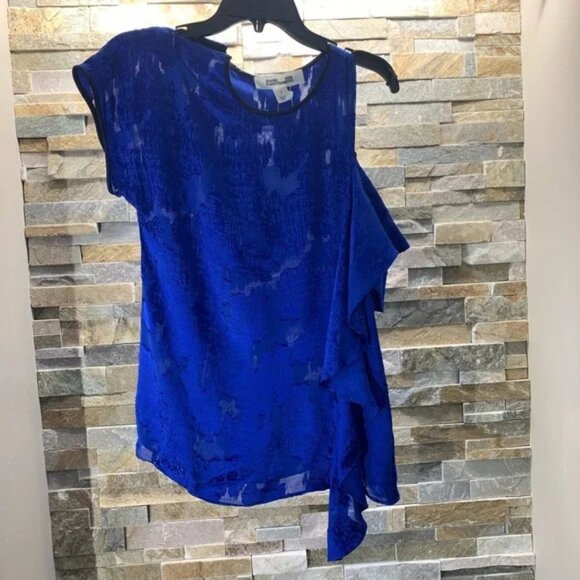 Diane Von Furstenberg Cut-Out Ruffle Blouse - Picture 4 of 8